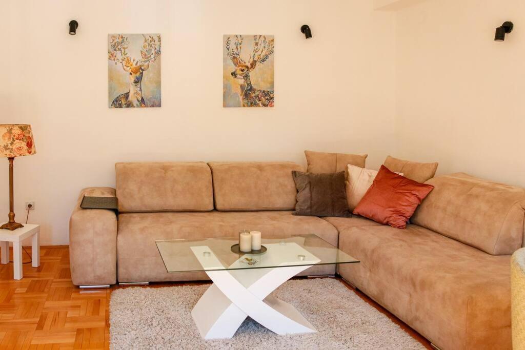 Nn Apartment Skopje Luaran gambar